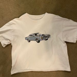 BRANDY MELVILLE GRAPHIC TEE 🤍